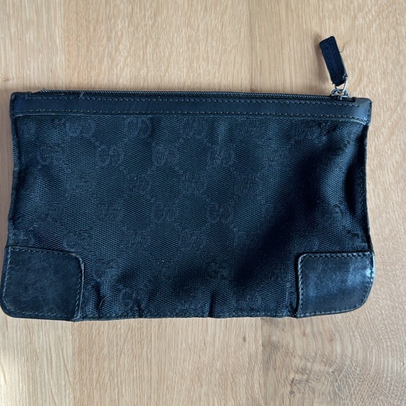 Gucci Handbags - Gucci Make Up Bag